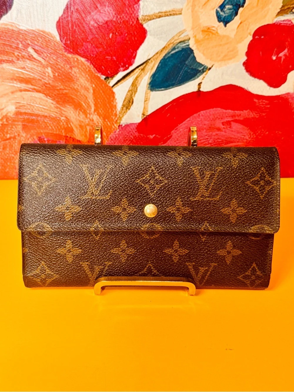 Louis Vuitton Monogram Brown trifold Wallet with Chain - Picture 14 of 15